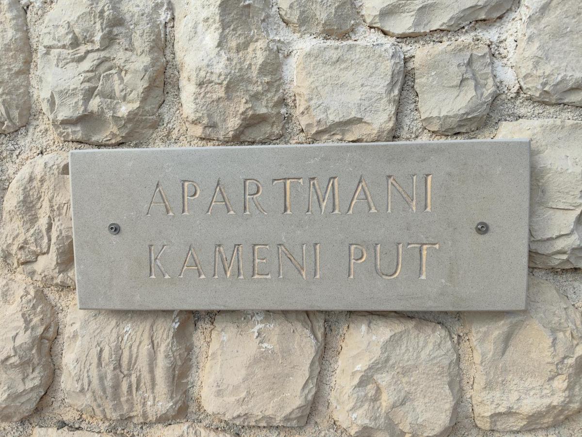 Kameni Put Apartment Razanac Exterior photo